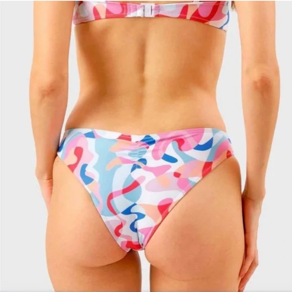 Blackbough Swim Set In Drippy View 4